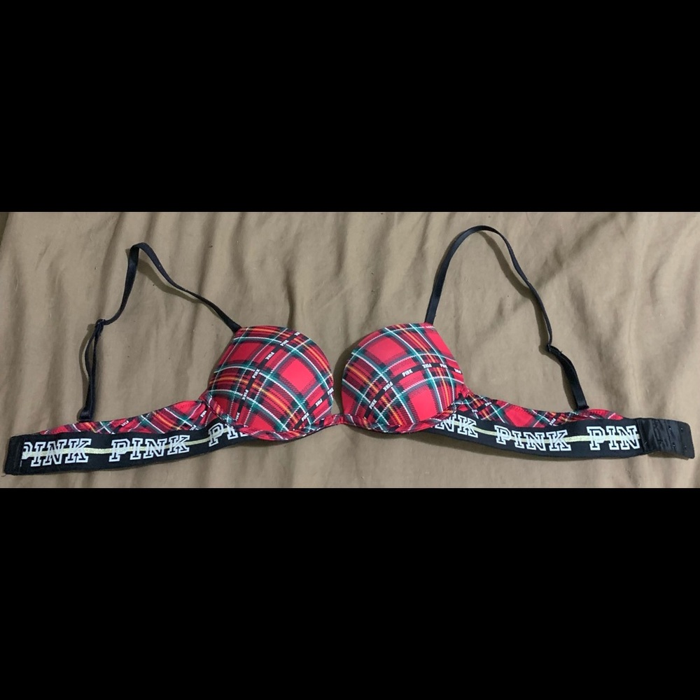 Pink Victoria Secret Wear Anywhere Very Push-up 32A bra